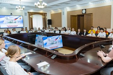 Школьники за баланс между инновациями и традициями